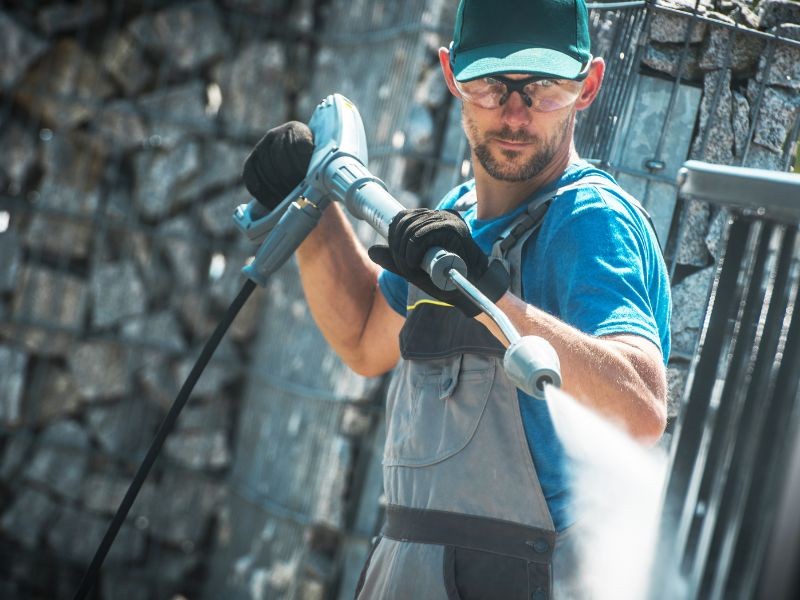 Entupimento Grave em Porto Alegre e Região Metropolitana? Descubra Quando o Hidrojato é a Única Solução